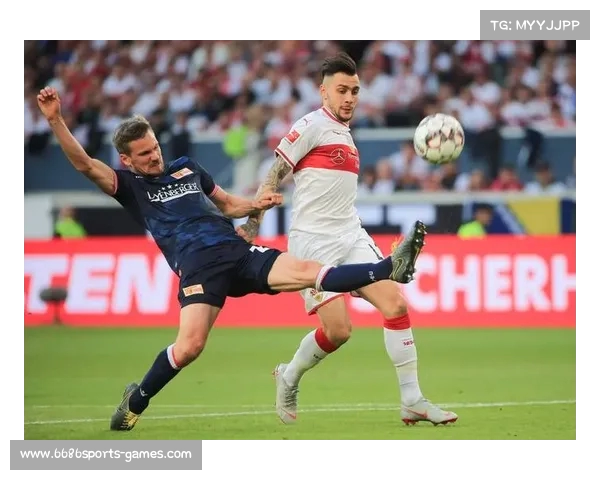 英格兰联赛杯莫克姆客场小胜